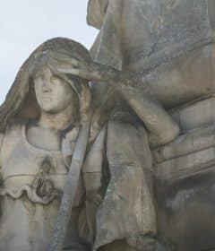 woman in white dress statue